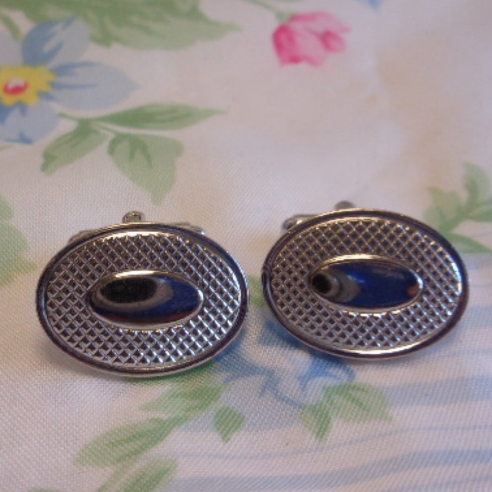 Vintage Silver Tone Textured Cuff Links